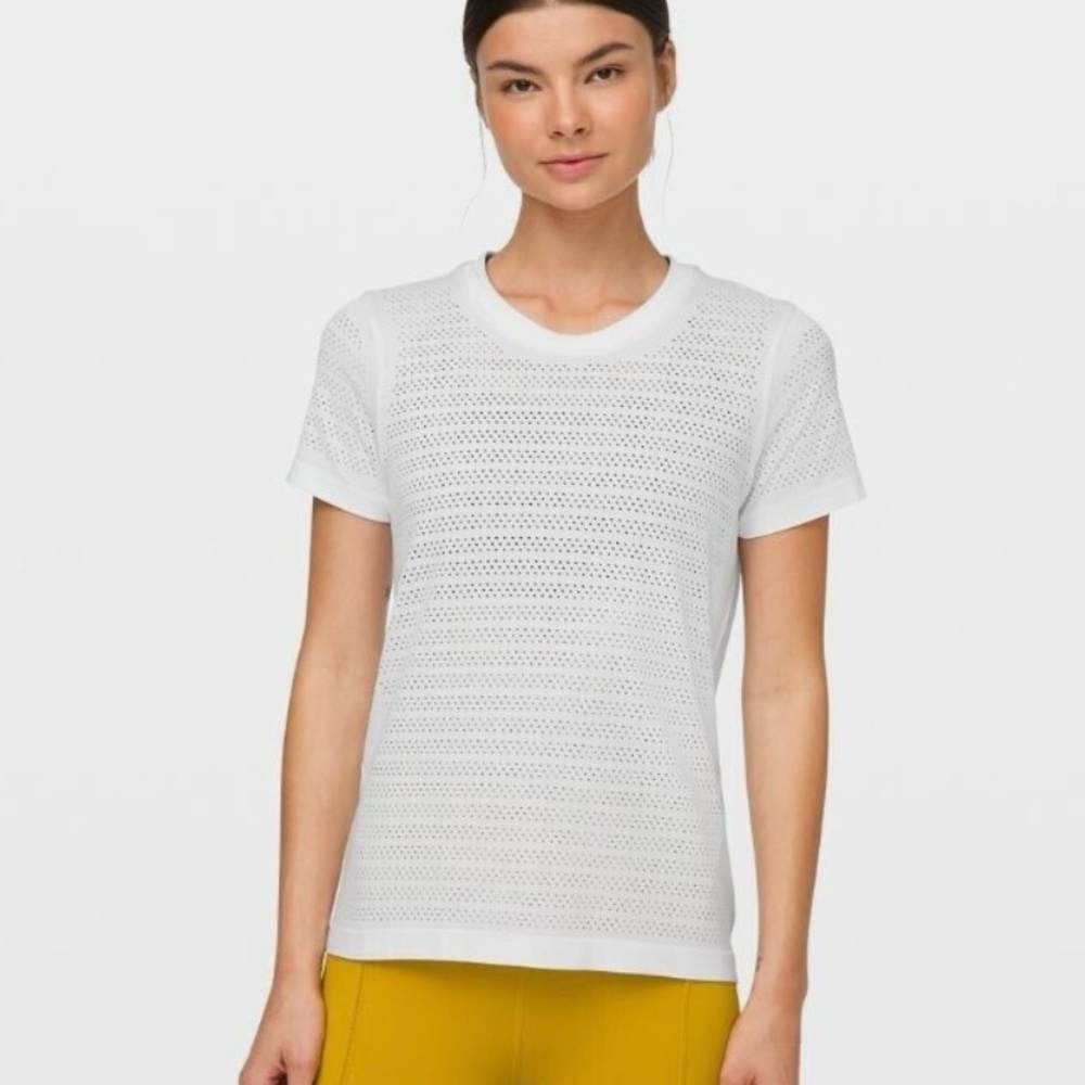 Lululemon Breeze By Short Sleeve Mesh Shirt -